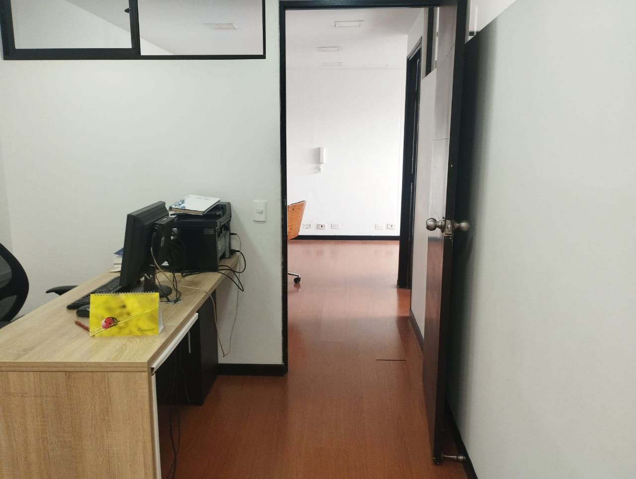 Oficina en arriendo en Transversal Inferior, Medellín, 62 m² · foto 11 de 15