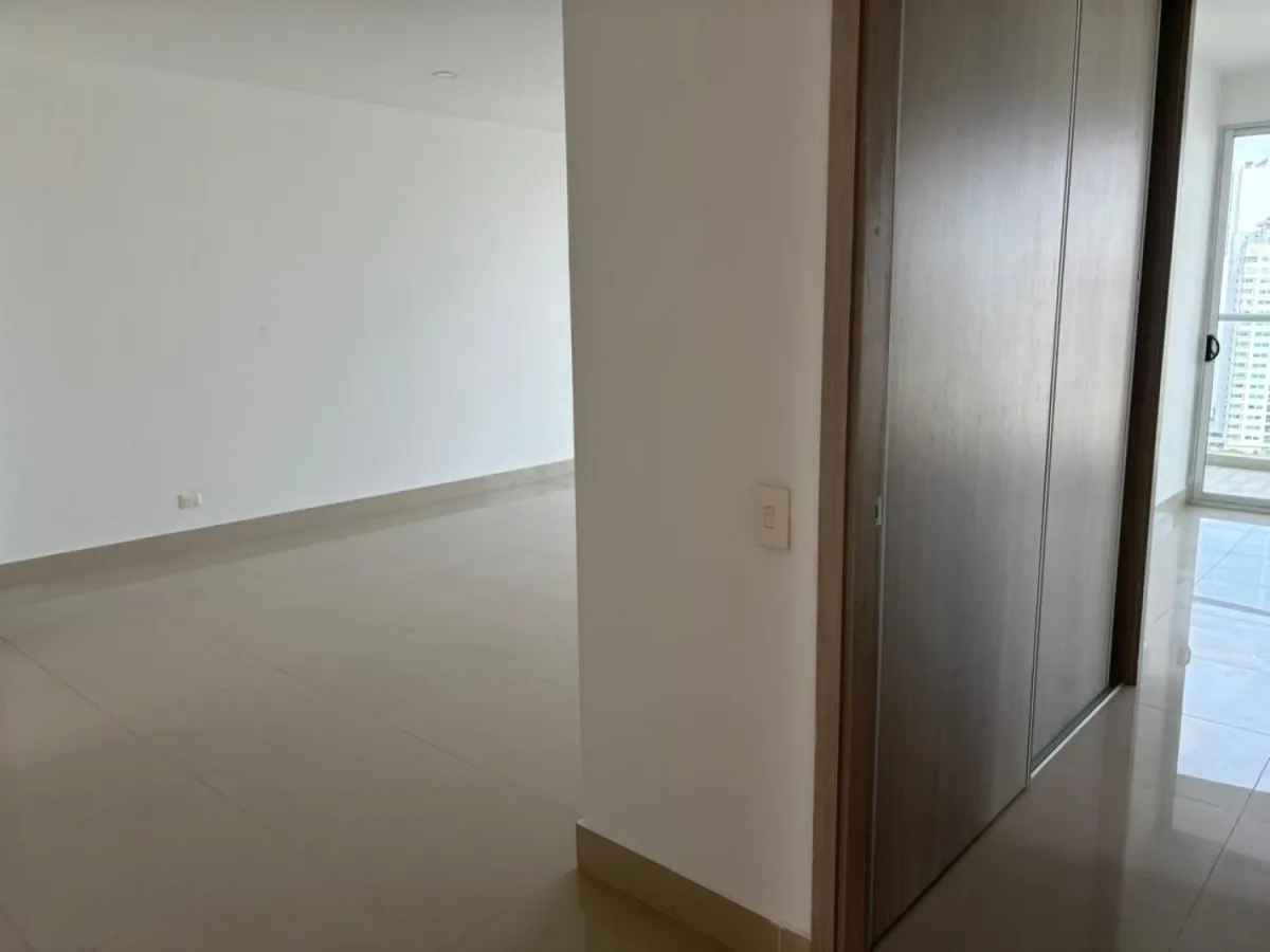 Apartamento en venta en Bocagrande, Cartagena · foto 13 de 16