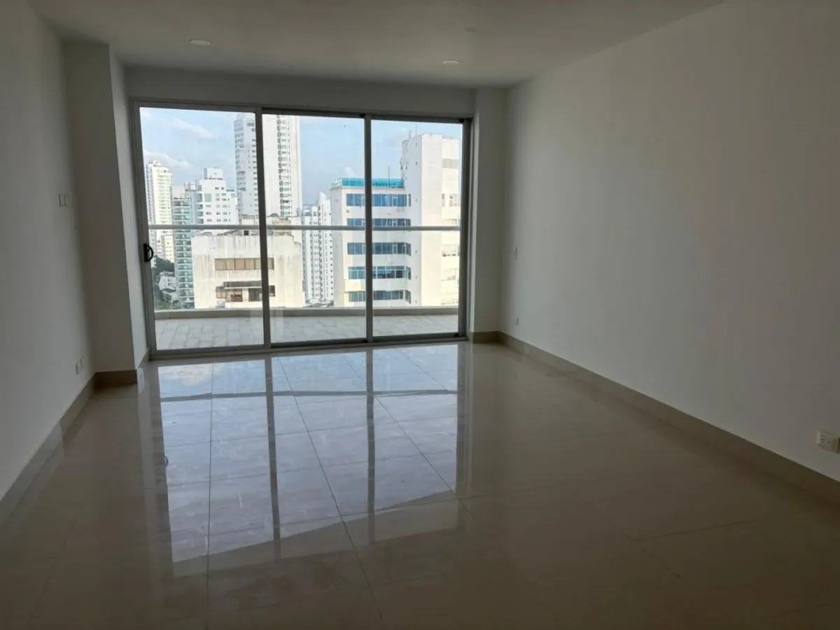 Apartamento en venta en Bocagrande, Cartagena · foto 3 de 16