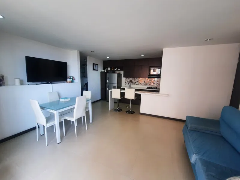 Apartamento de 3 alcobas en venta en El Poblado, Medellín, 86 m² · foto 3 de 20