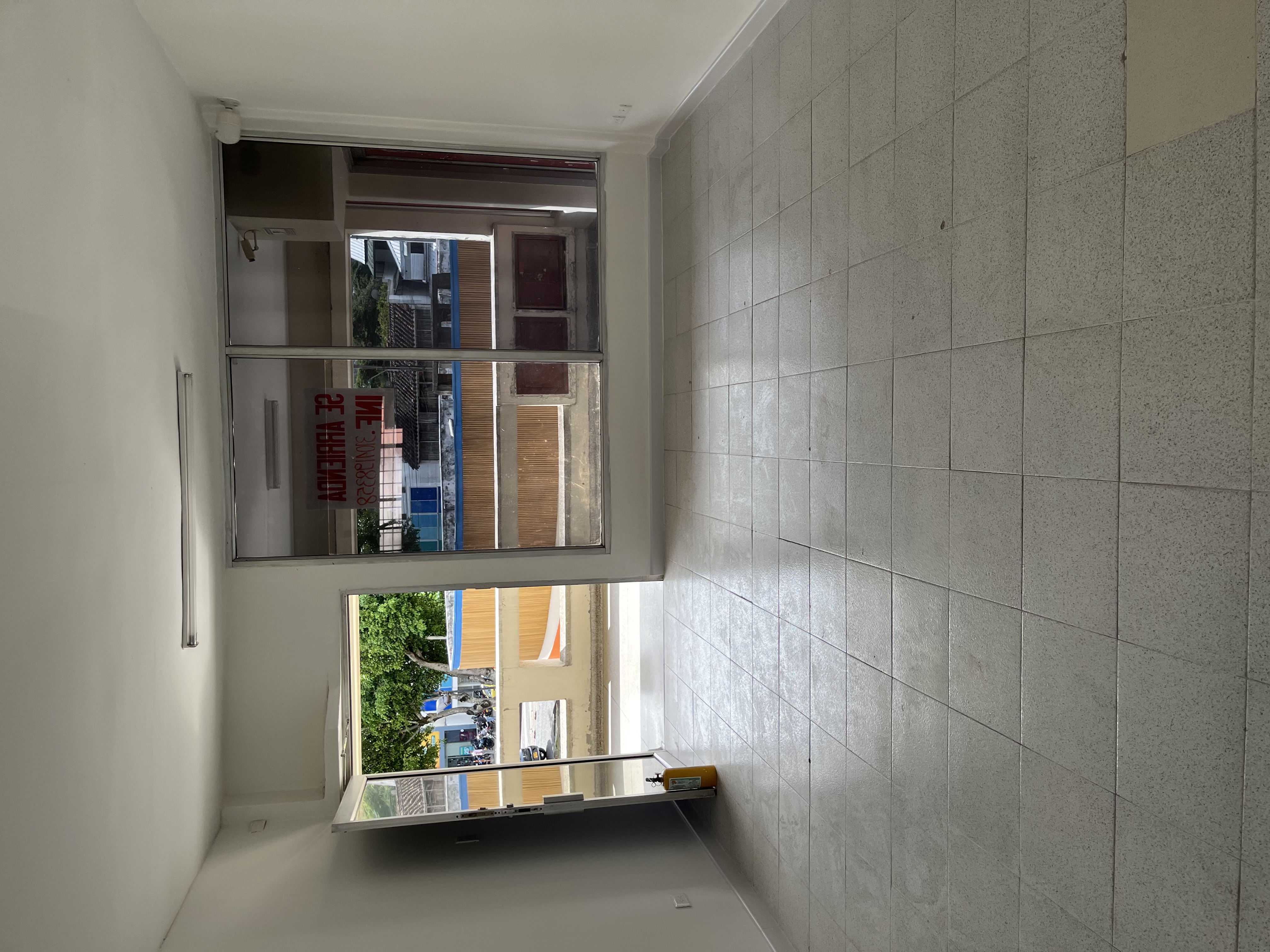 Local en arriendo en Tequendama, Cali, 35 m² · foto 2 de 8