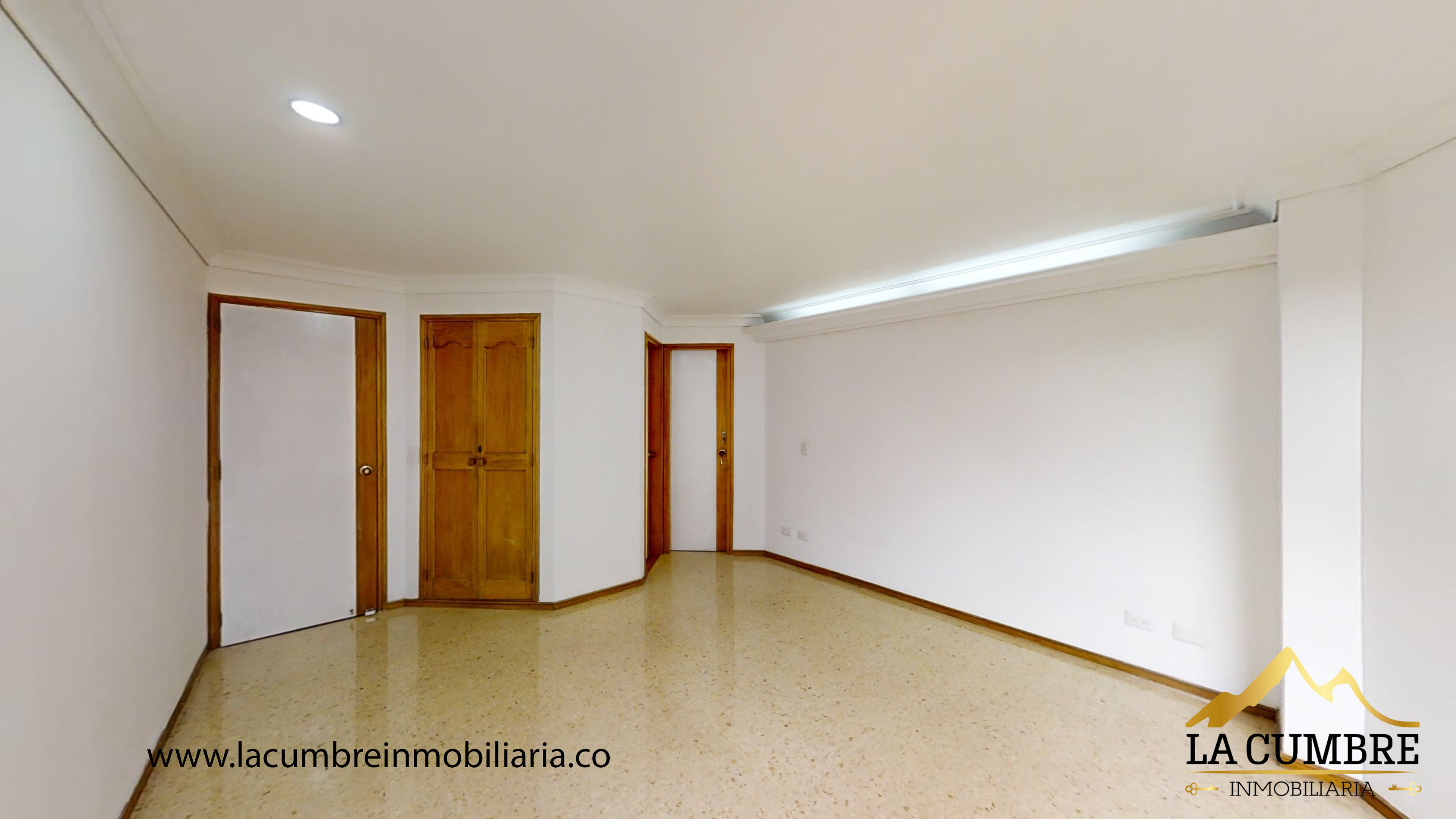 Apartamento de 3 alcobas en arriendo en Santa María De Los Ángeles, Medellín, 178 m² · foto 13 de 16