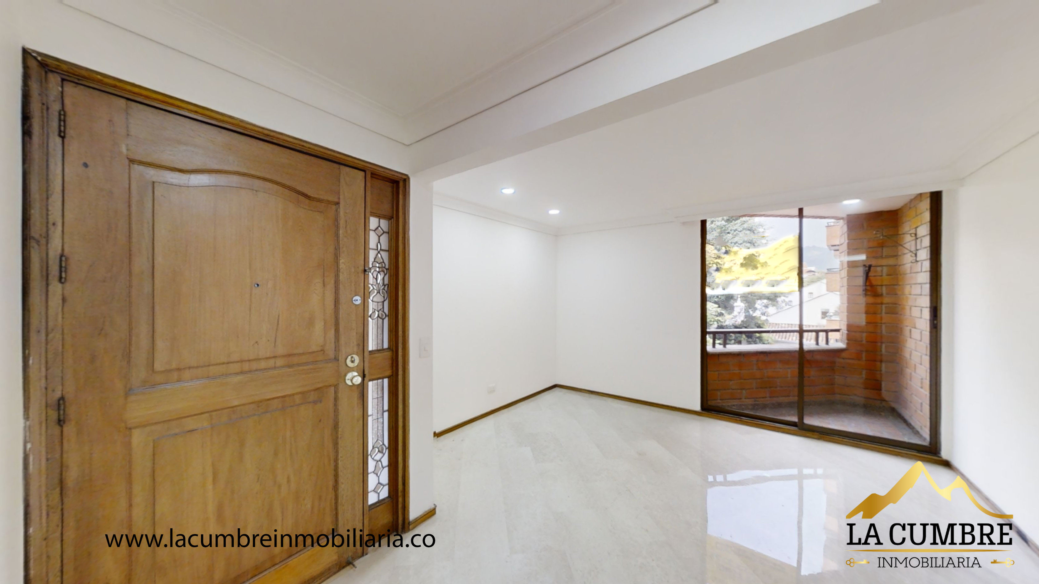 Apartamento de 3 alcobas en arriendo en Santa María De Los Ángeles, Medellín, 178 m² · foto 2 de 16