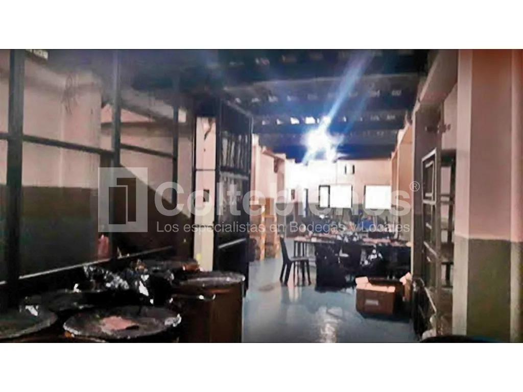 Bodega en venta en Trinidad, Medellín, 720 m² · foto 4 de 14