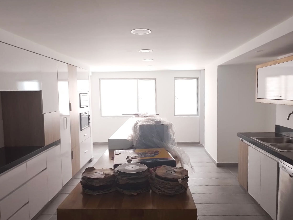 Apartamento de 4 alcobas en arriendo en Conquistadores, Medellín, 300 m² · foto 2 de 20