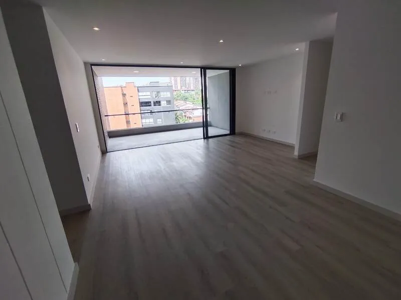 Apartamento en venta en Cumbres, Envigado