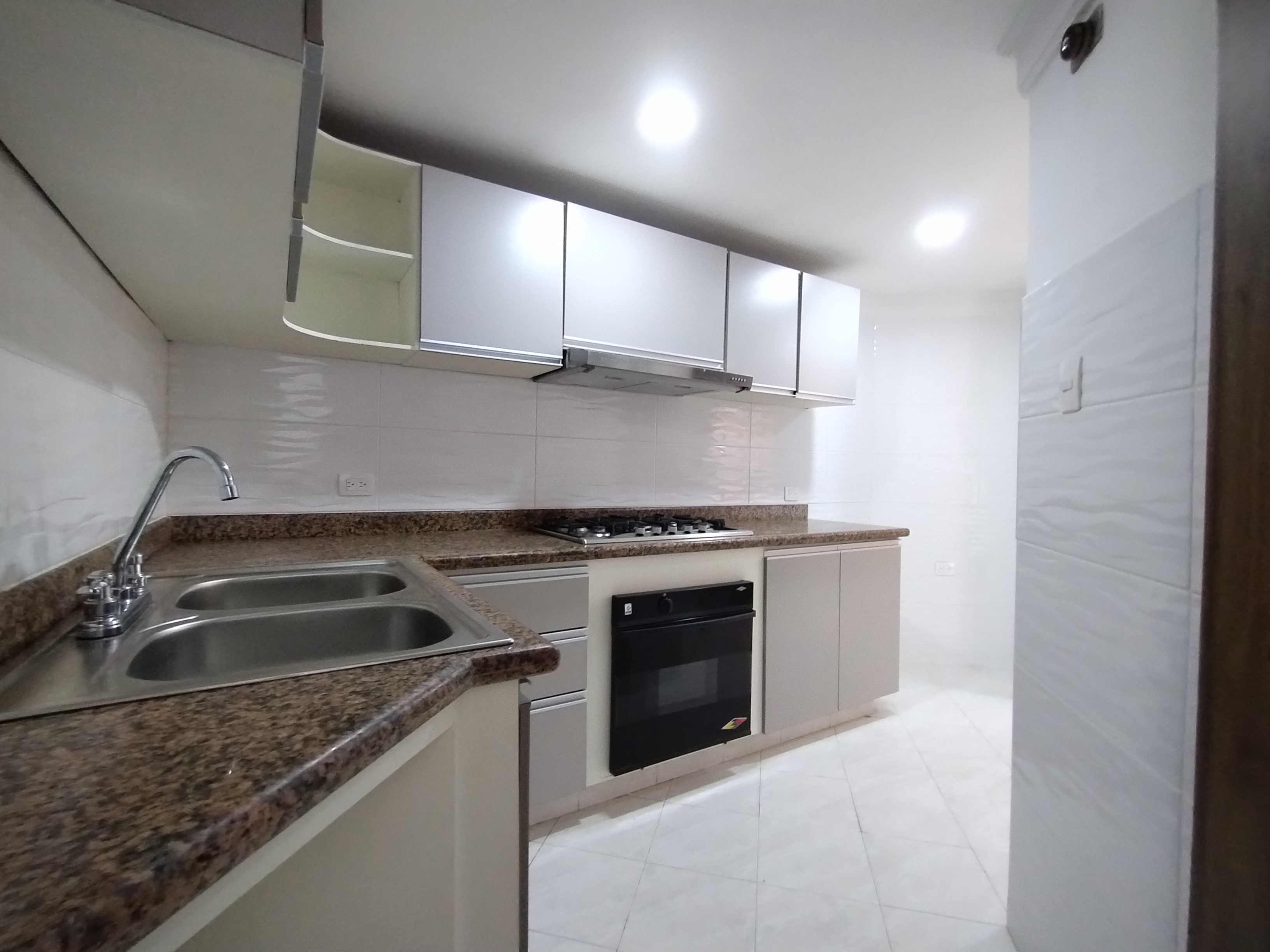 Apartamento en venta en Altos Del Prado, Barranquilla · foto 9 de 11