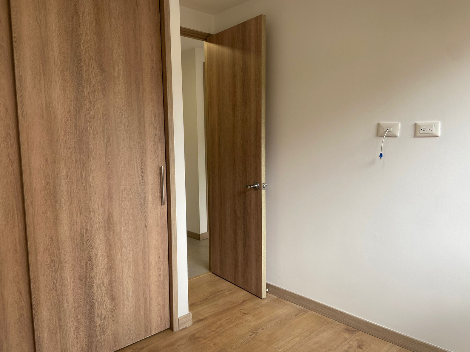 Apartamento de 2 alcobas en venta en San Jose, Sabaneta, 70 m² · foto 16 de 19