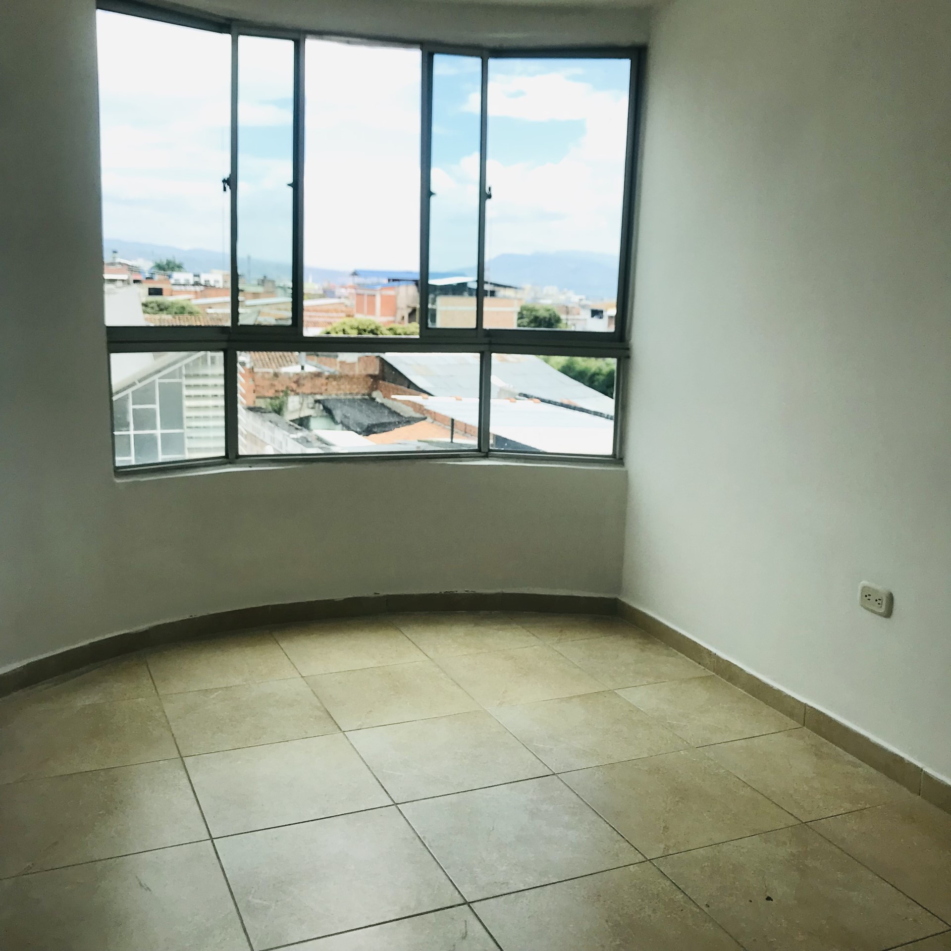 Edificio en venta en El Cinal, Bucaramanga, 1010 m² · foto 18 de 24