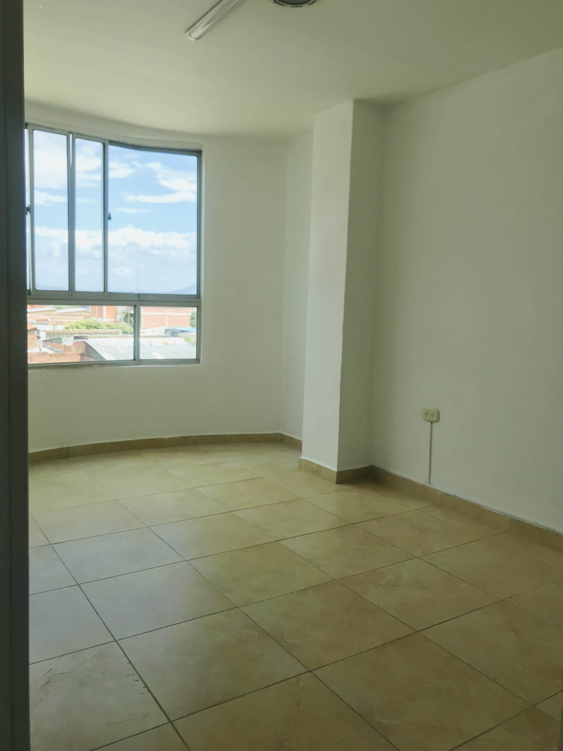 Edificio en venta en El Cinal, Bucaramanga, 1010 m² · foto 21 de 24