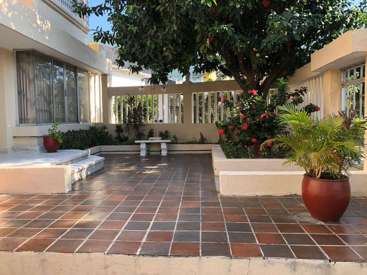 Casa en venta en Ciudad Jardin, Barranquilla · foto 3 de 16