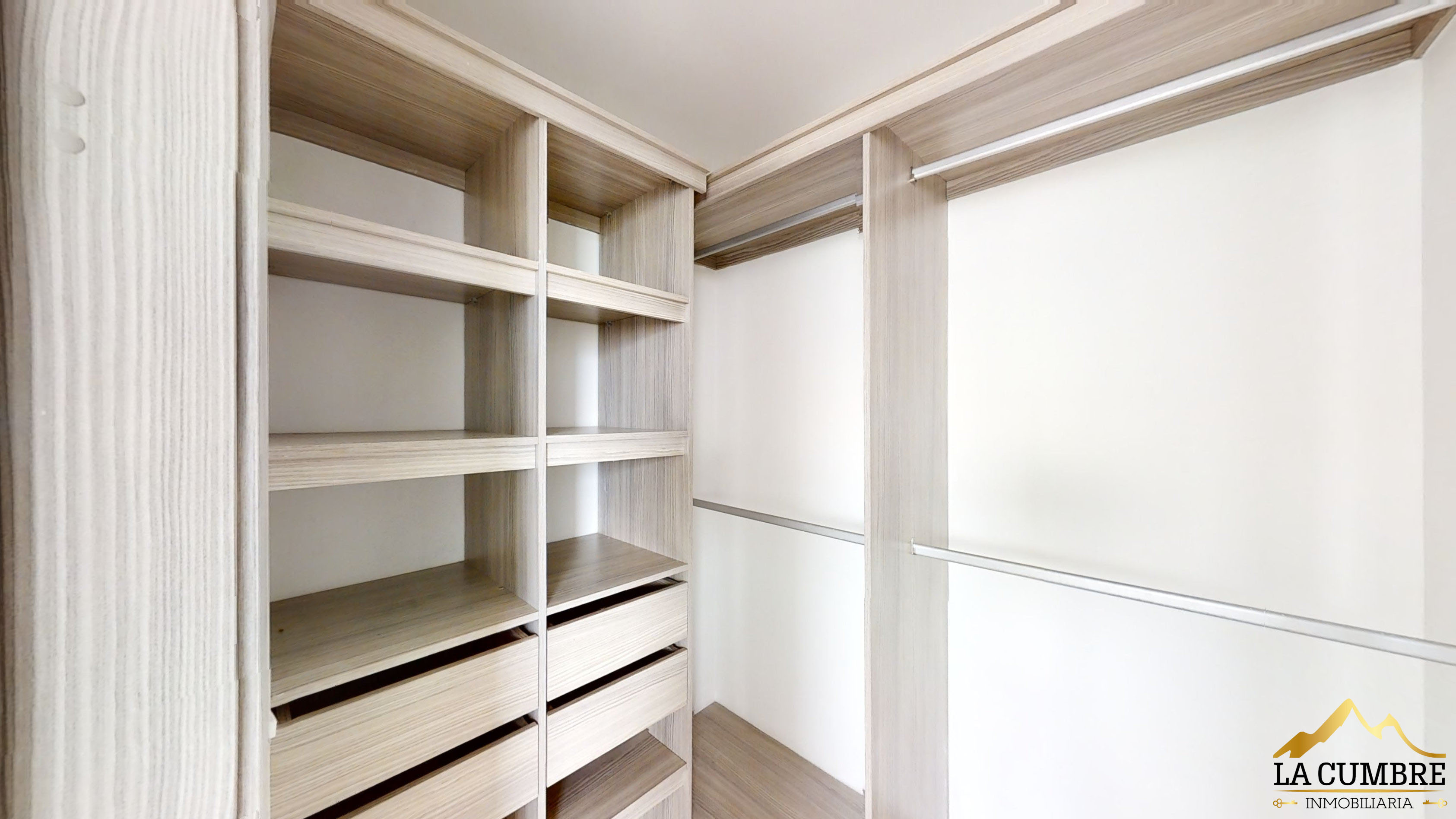 Apartamento de 2 alcobas en venta en Castropol, Medellín, 112 m² · foto 11 de 11