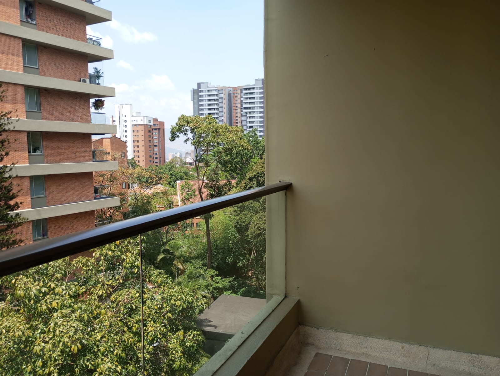 Apartamento de 3 alcobas en arriendo en Alejandria, Medellín, 100 m² · foto 13 de 14
