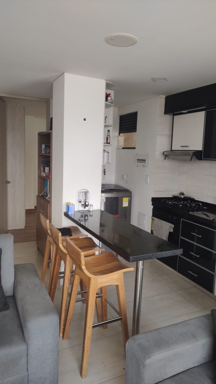 Apartamento en venta en Engativá, Bogotá · foto 2 de 24