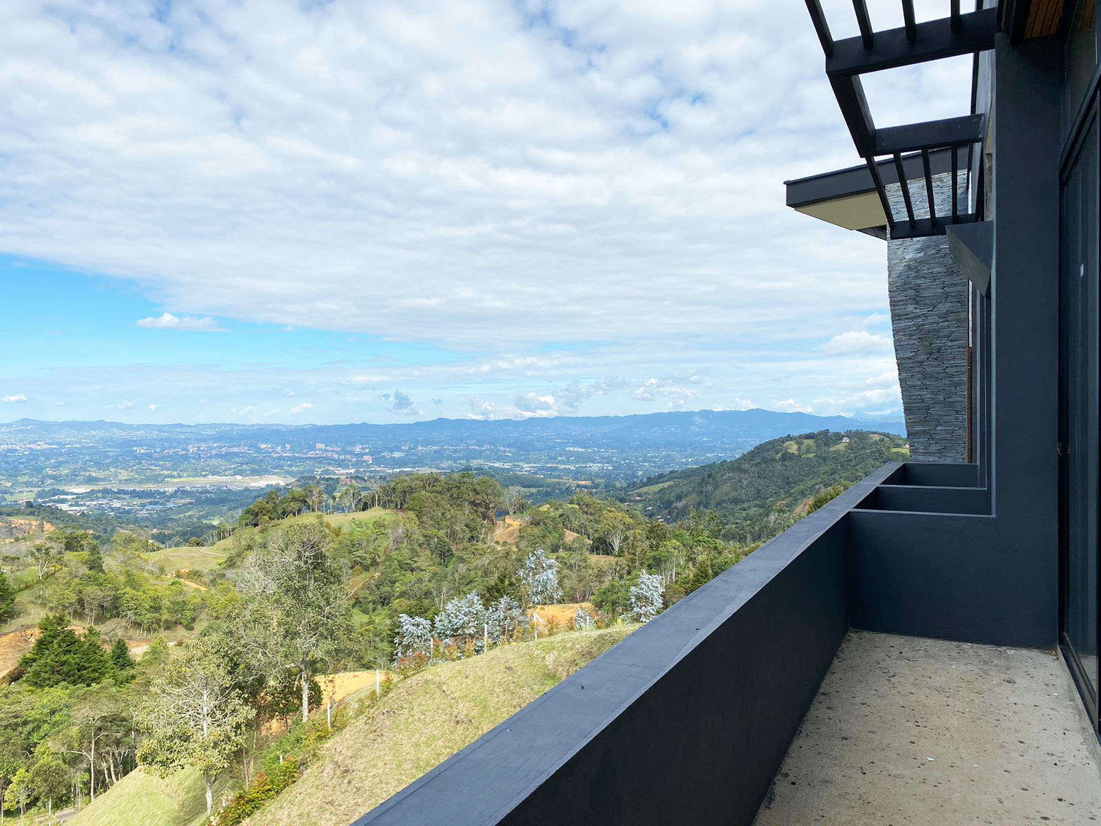 Casa de 3 alcobas en venta en Vía Las Palmas, Envigado, 1300 m² · foto 9 de 15