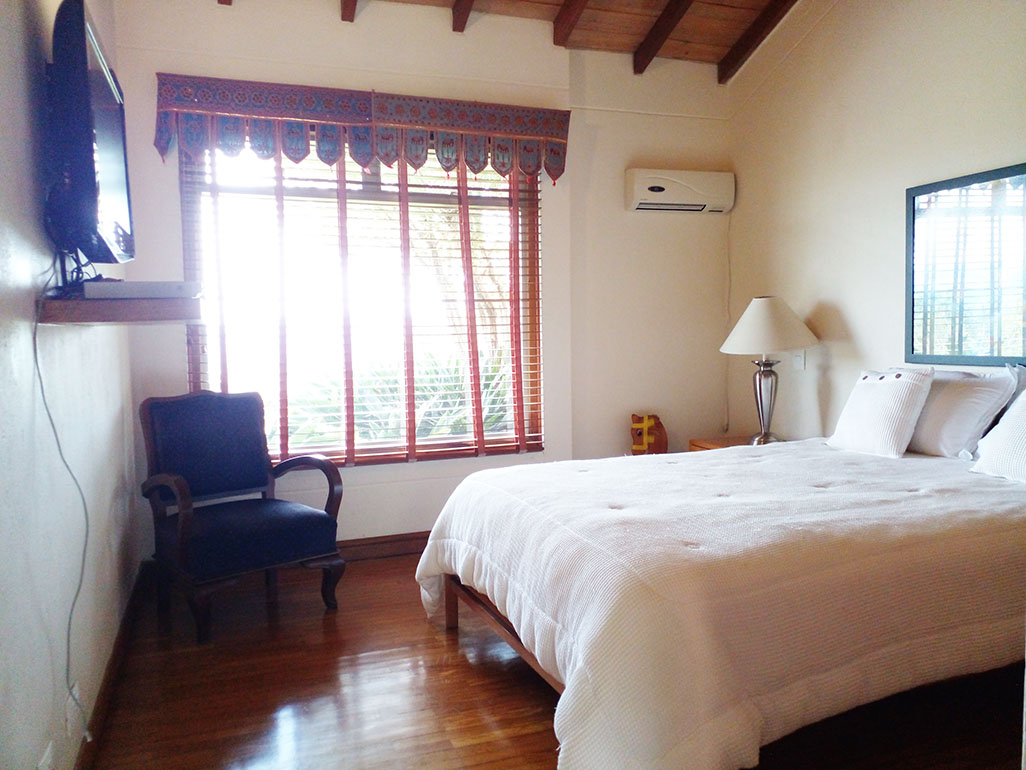 Casa de 3 alcobas en venta en El Retiro, 415 m² · foto 6 de 19