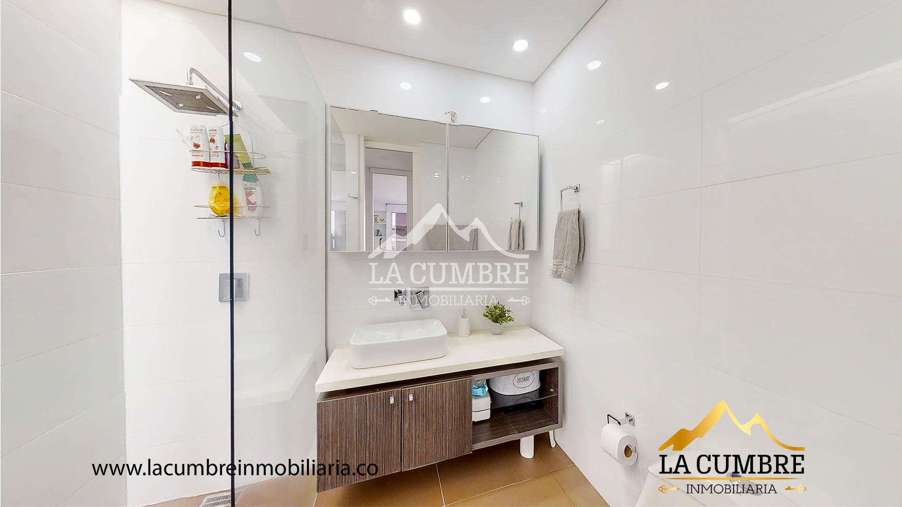 Casa de 3 alcobas en venta en Loma El Atravesado, Envigado, 265 m² · foto 11 de 20