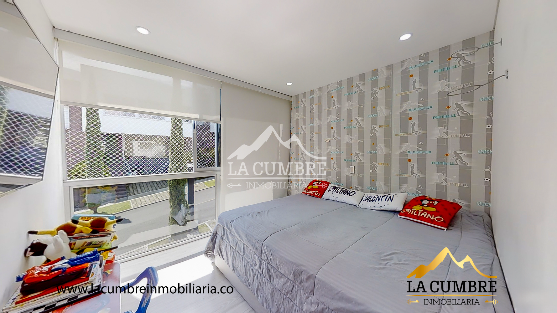 Casa de 3 alcobas en venta en Loma El Atravesado, Envigado, 265 m² · foto 20 de 20