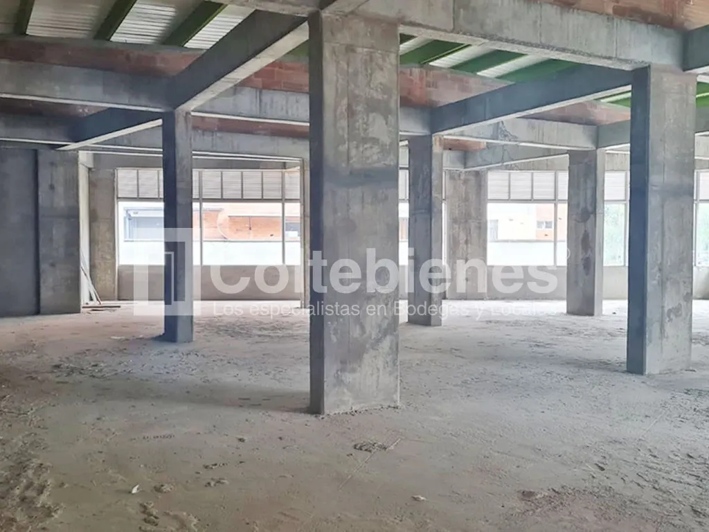 Local en venta en Cabecera San Antonio De Prado, Medellín, 478 m² · foto 5 de 13