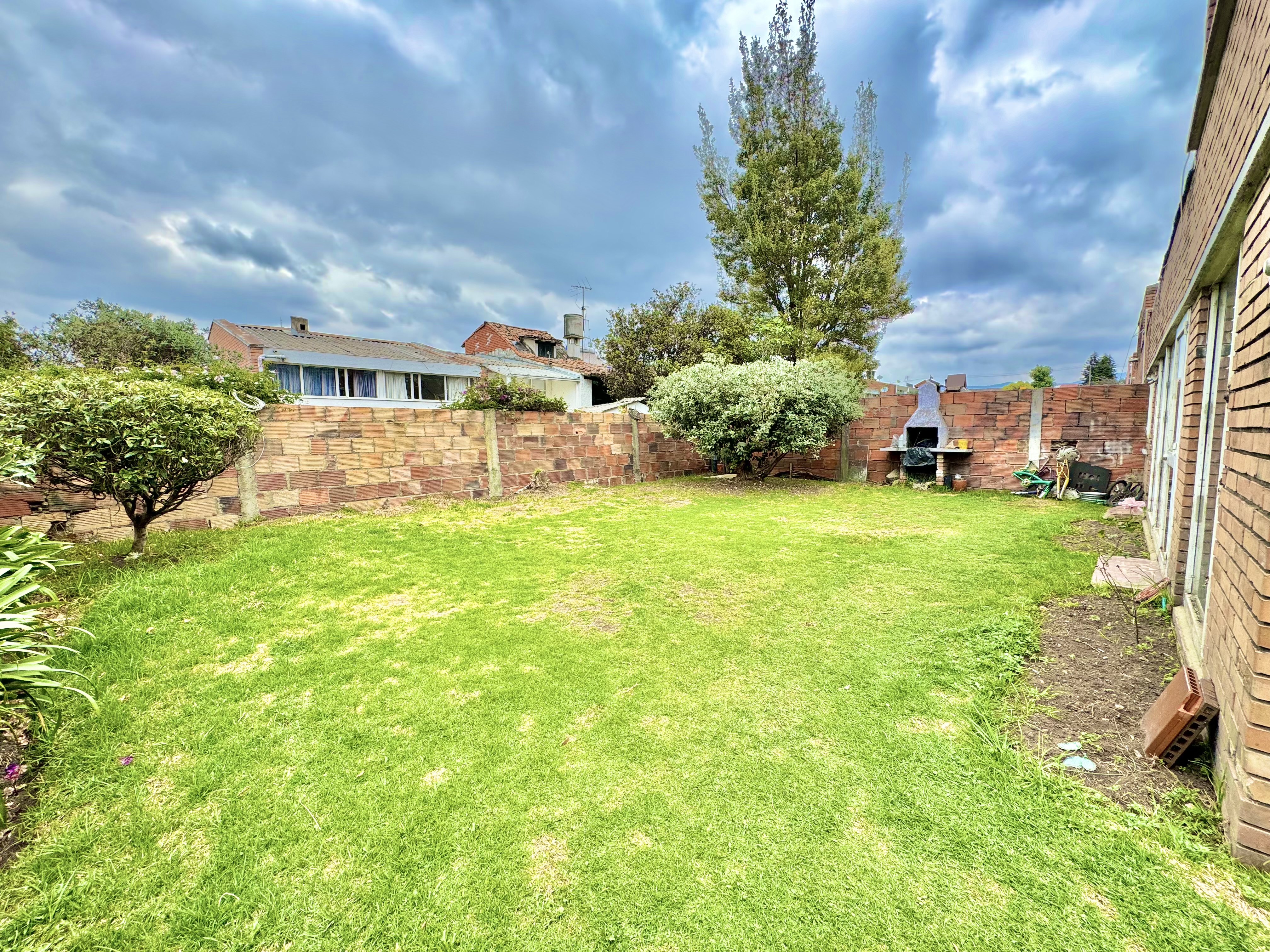 Casa en venta en Niza, Bogotá · foto 3 de 24