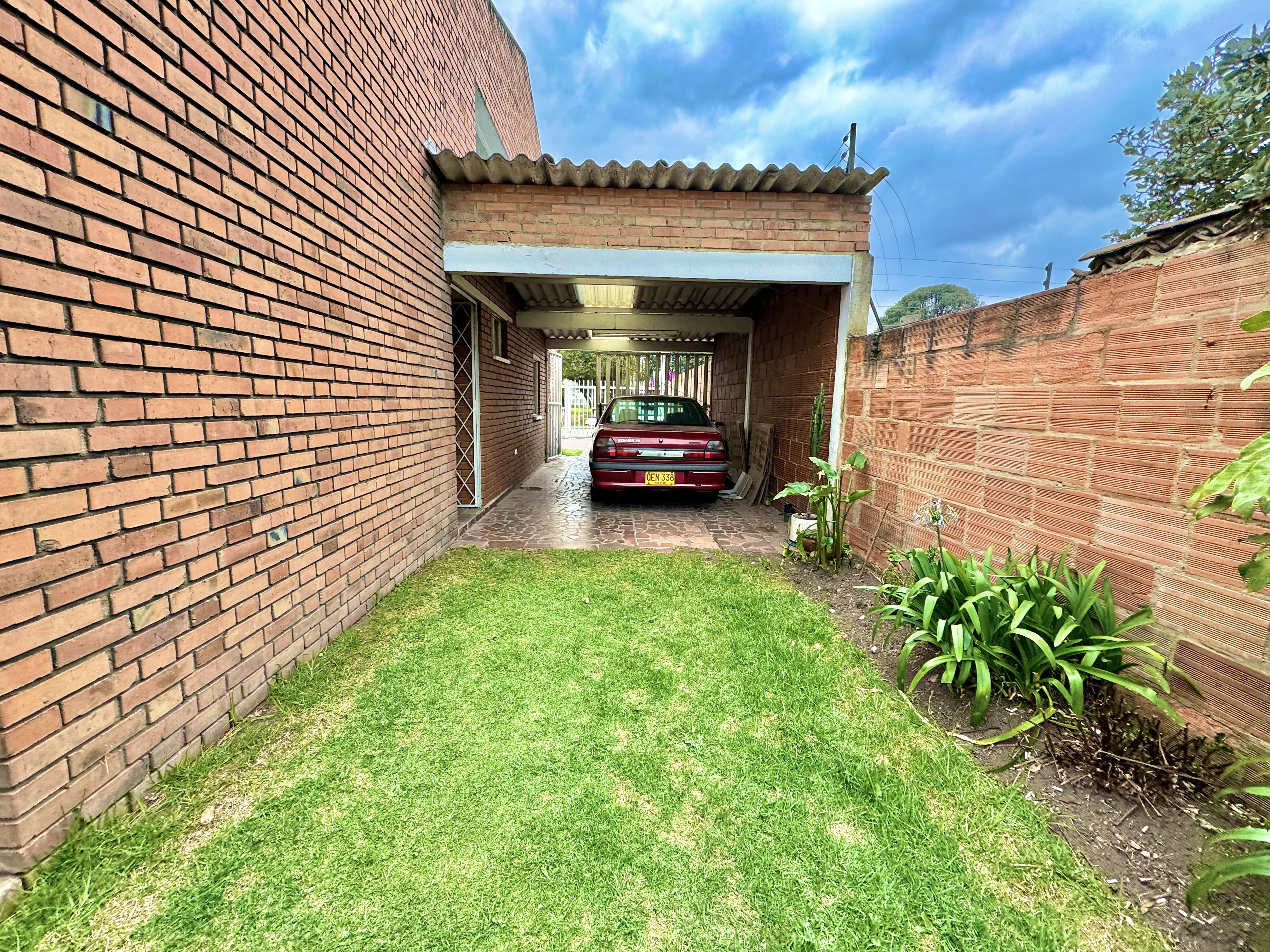 Casa en venta en Niza, Bogotá · foto 5 de 24