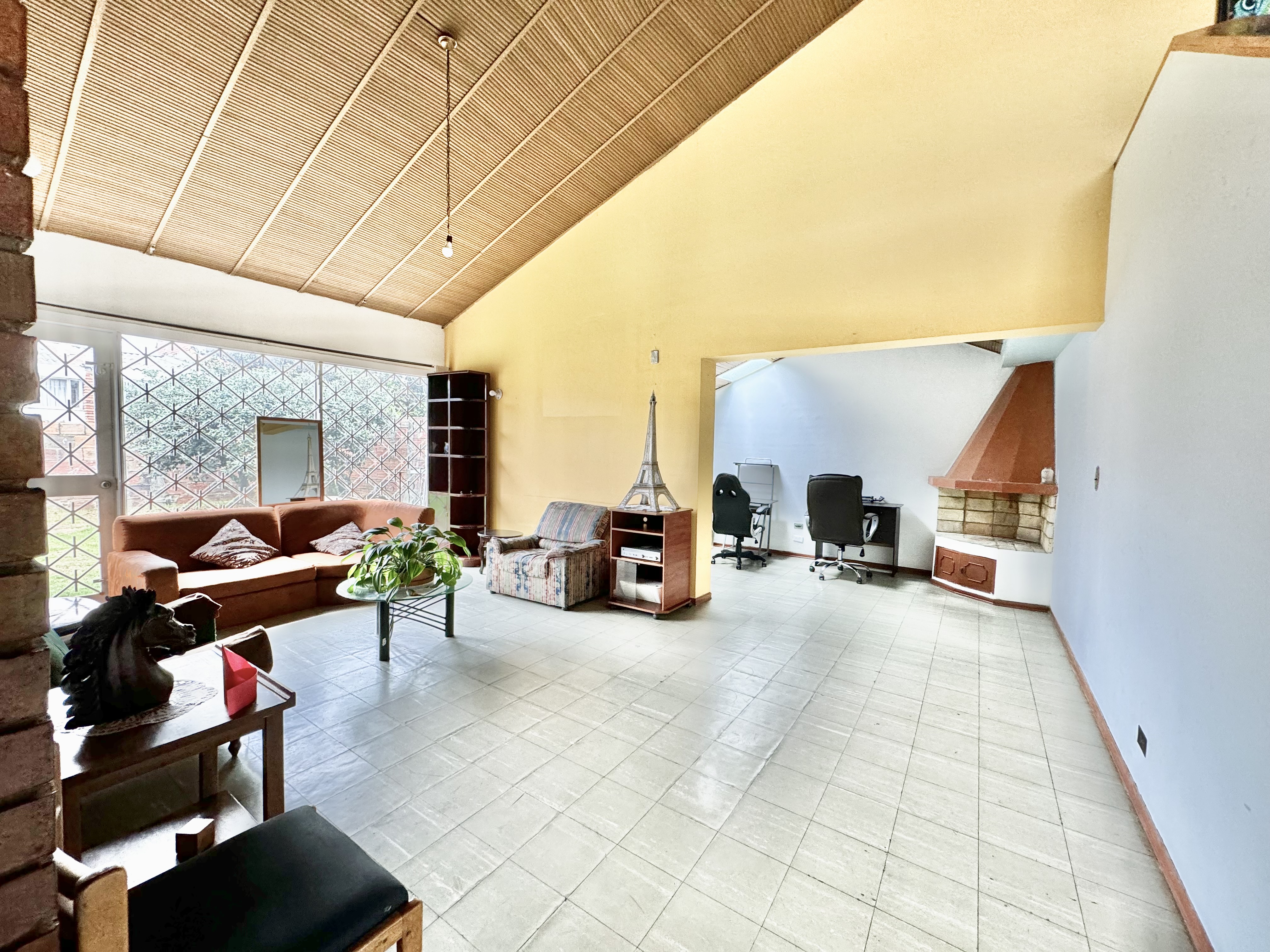 Casa en venta en Niza, Bogotá · foto 7 de 24