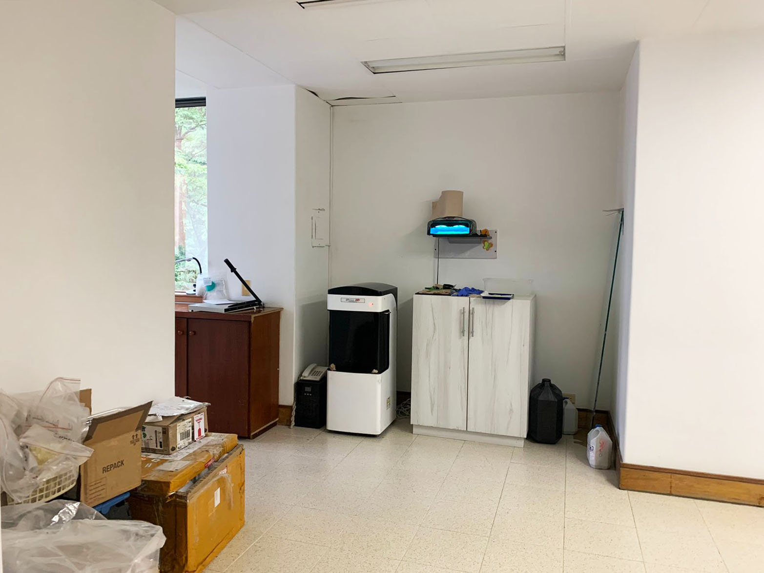 Consultorio en venta en La Aguacatala, Medellín, 41 m² · foto 2 de 6