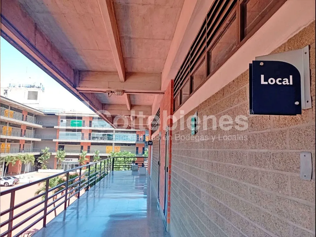 Local en arriendo en Santa Fe, Medellín, 757 m² · foto 16 de 18