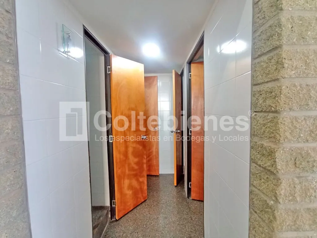 Local en arriendo en Santa Fe, Medellín, 757 m² · foto 10 de 18
