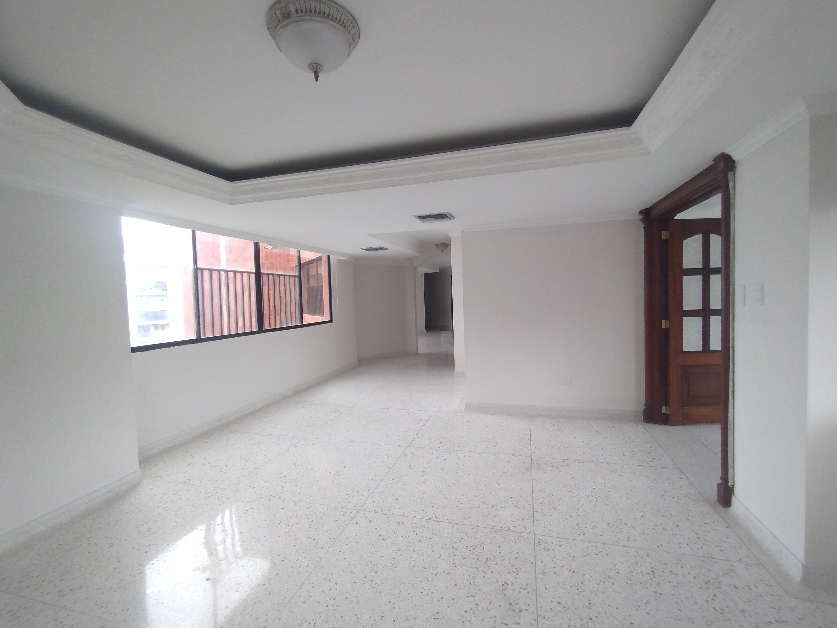 Apartamento de 3 alcobas en venta en Altos Del Prado, Barranquilla, 265 m² · foto 2 de 16