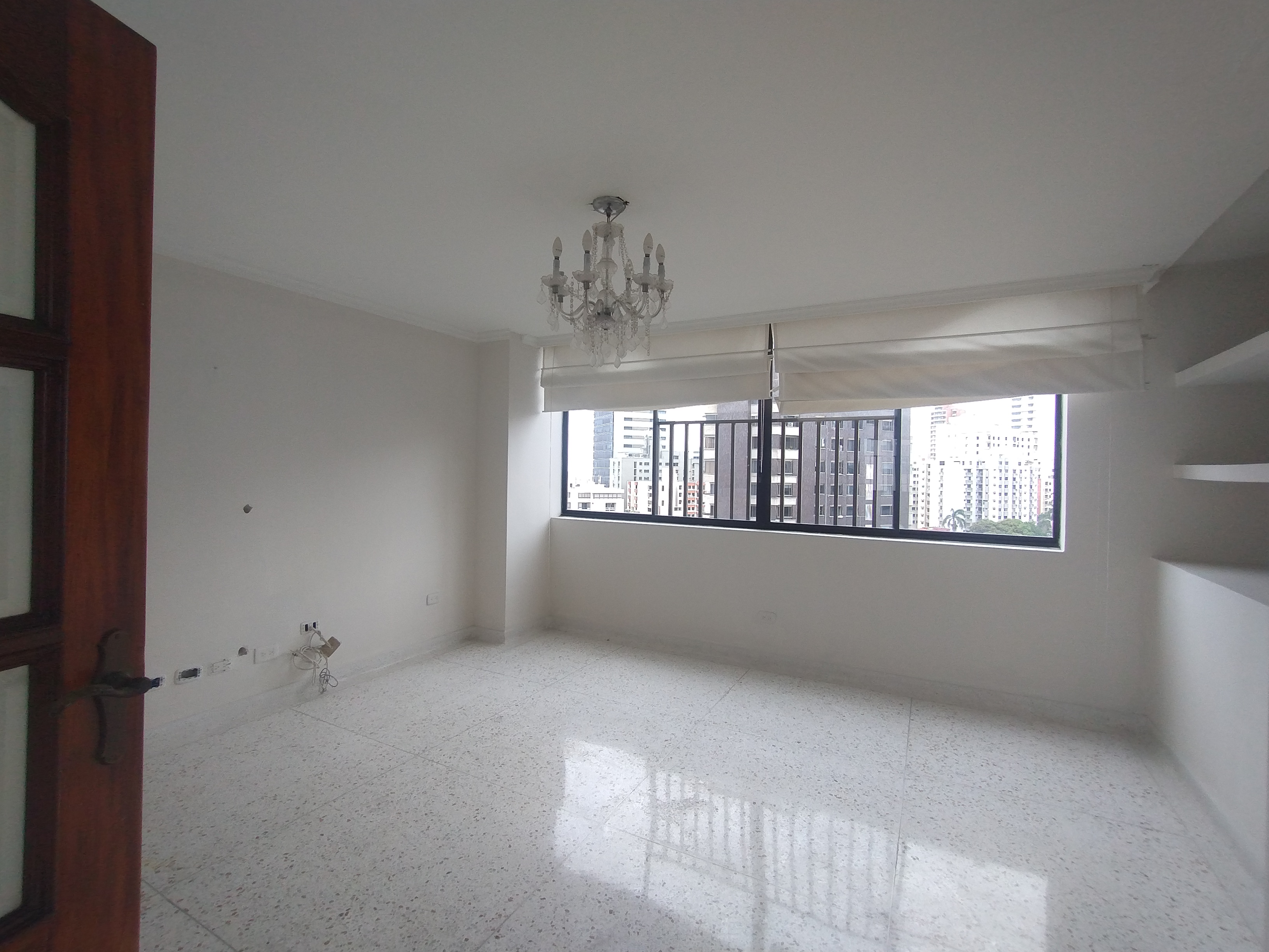 Apartamento de 3 alcobas en venta en Altos Del Prado, Barranquilla, 265 m² · foto 3 de 16