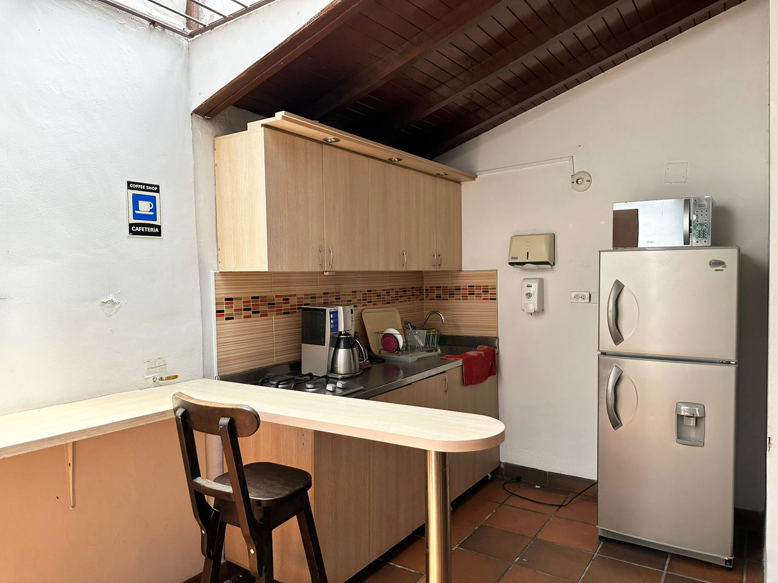 Oficina en arriendo en La Aguacatala, Medellín, 360 m² · foto 12 de 17