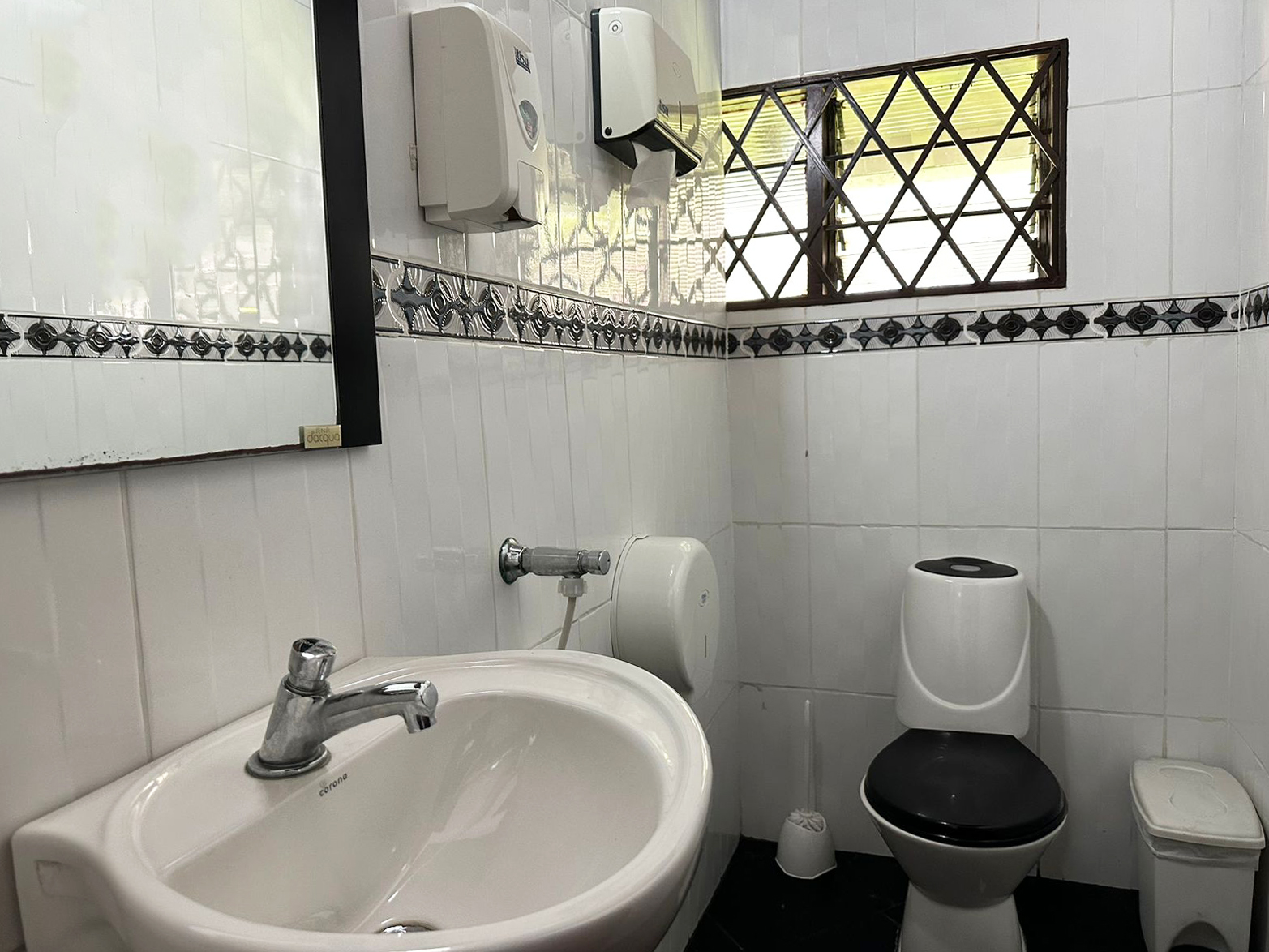 Oficina en arriendo en La Aguacatala, Medellín, 360 m² · foto 13 de 17