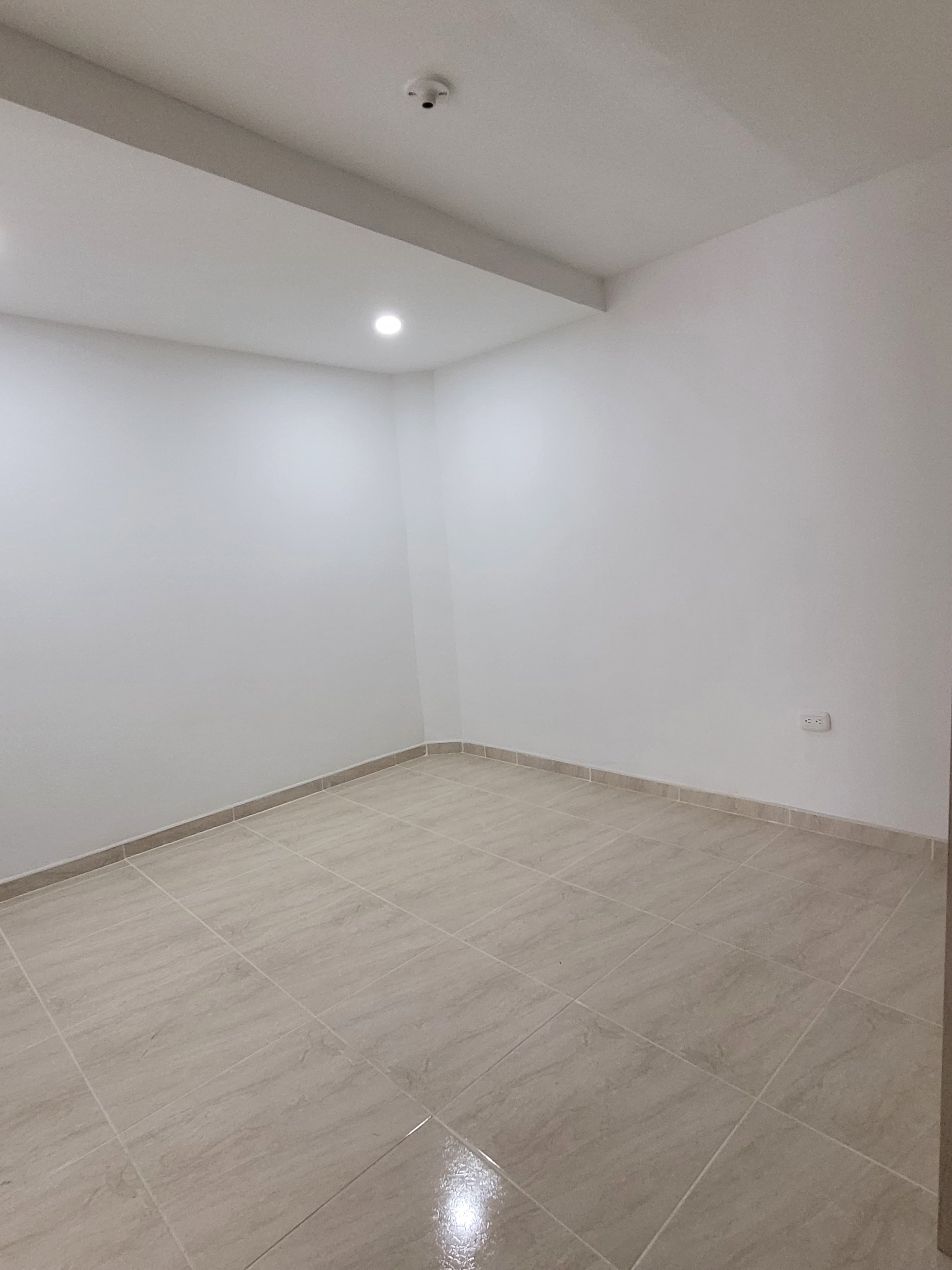 Edificio en venta en La Castellana, Medellín, 240 m² · foto 10 de 24