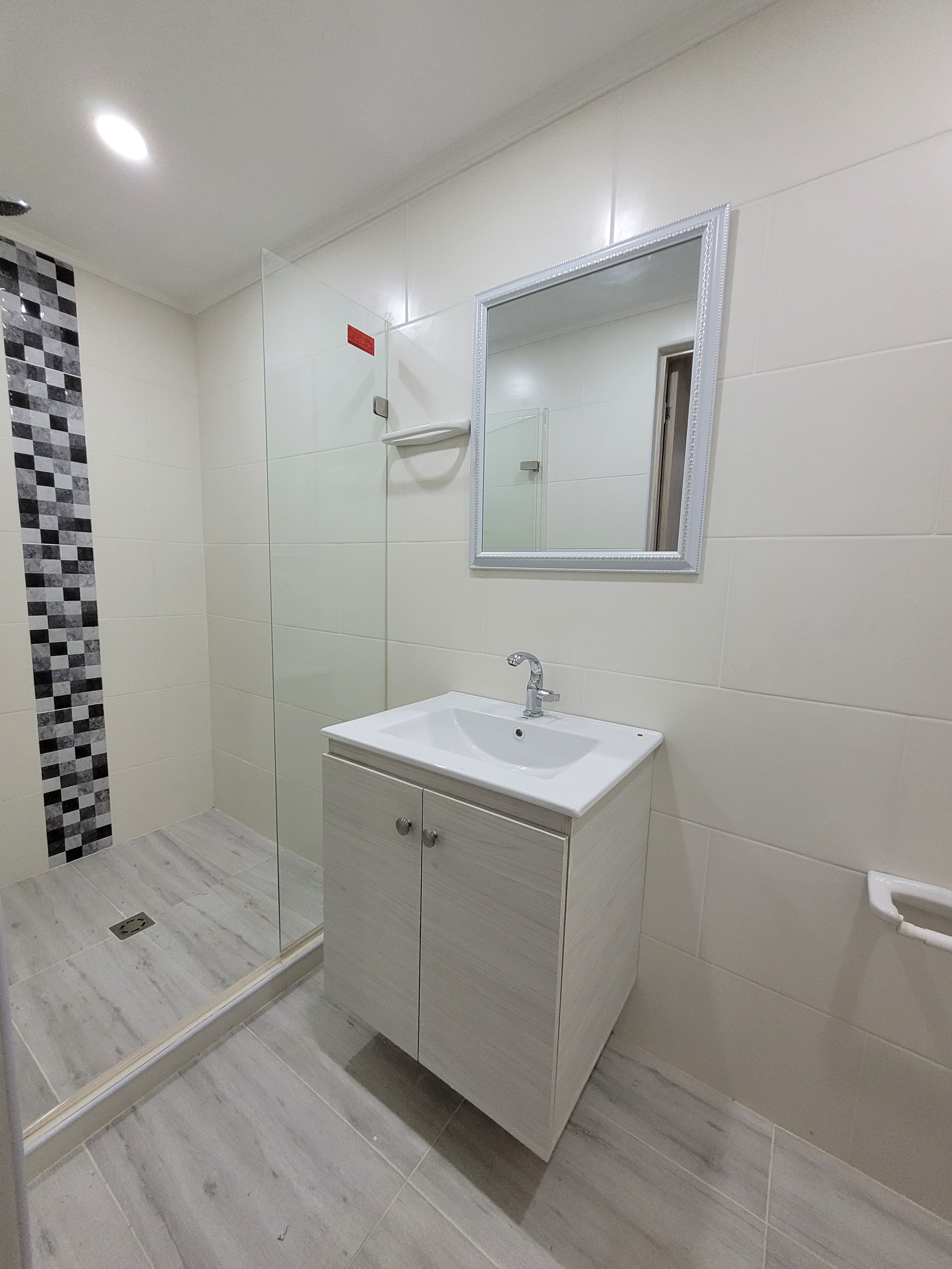 Edificio en venta en La Castellana, Medellín, 240 m² · foto 11 de 24