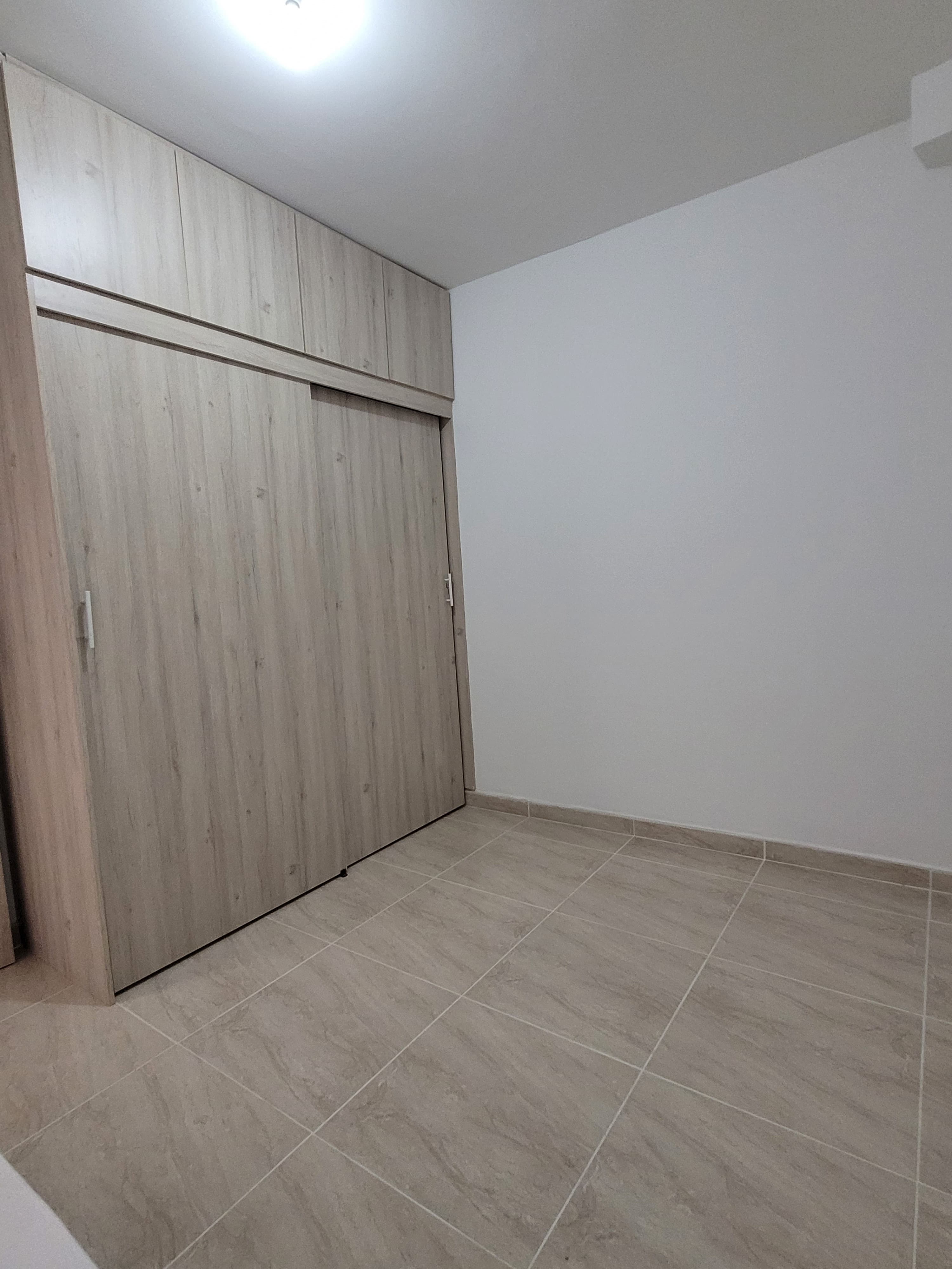 Edificio en venta en La Castellana, Medellín, 240 m² · foto 12 de 24