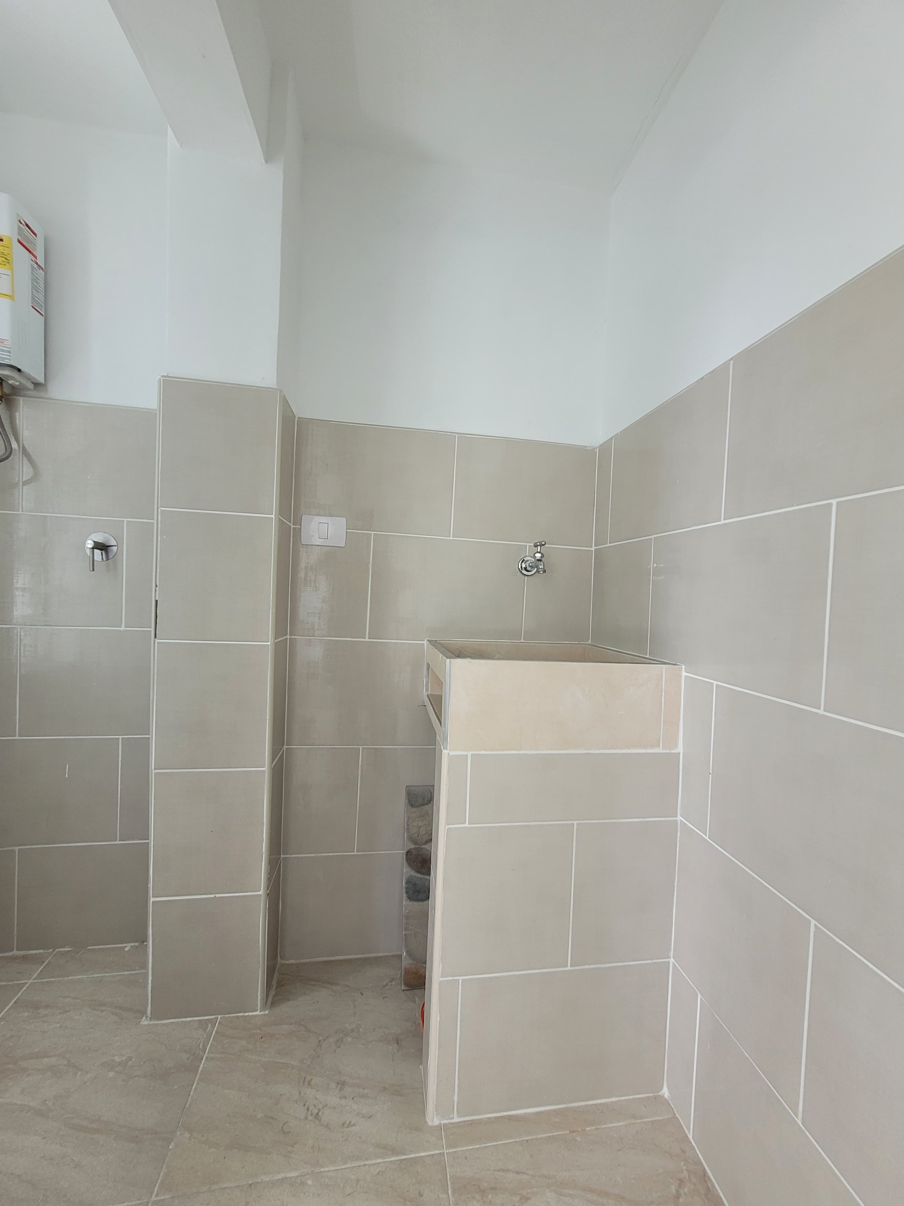 Edificio en venta en La Castellana, Medellín, 240 m² · foto 14 de 24