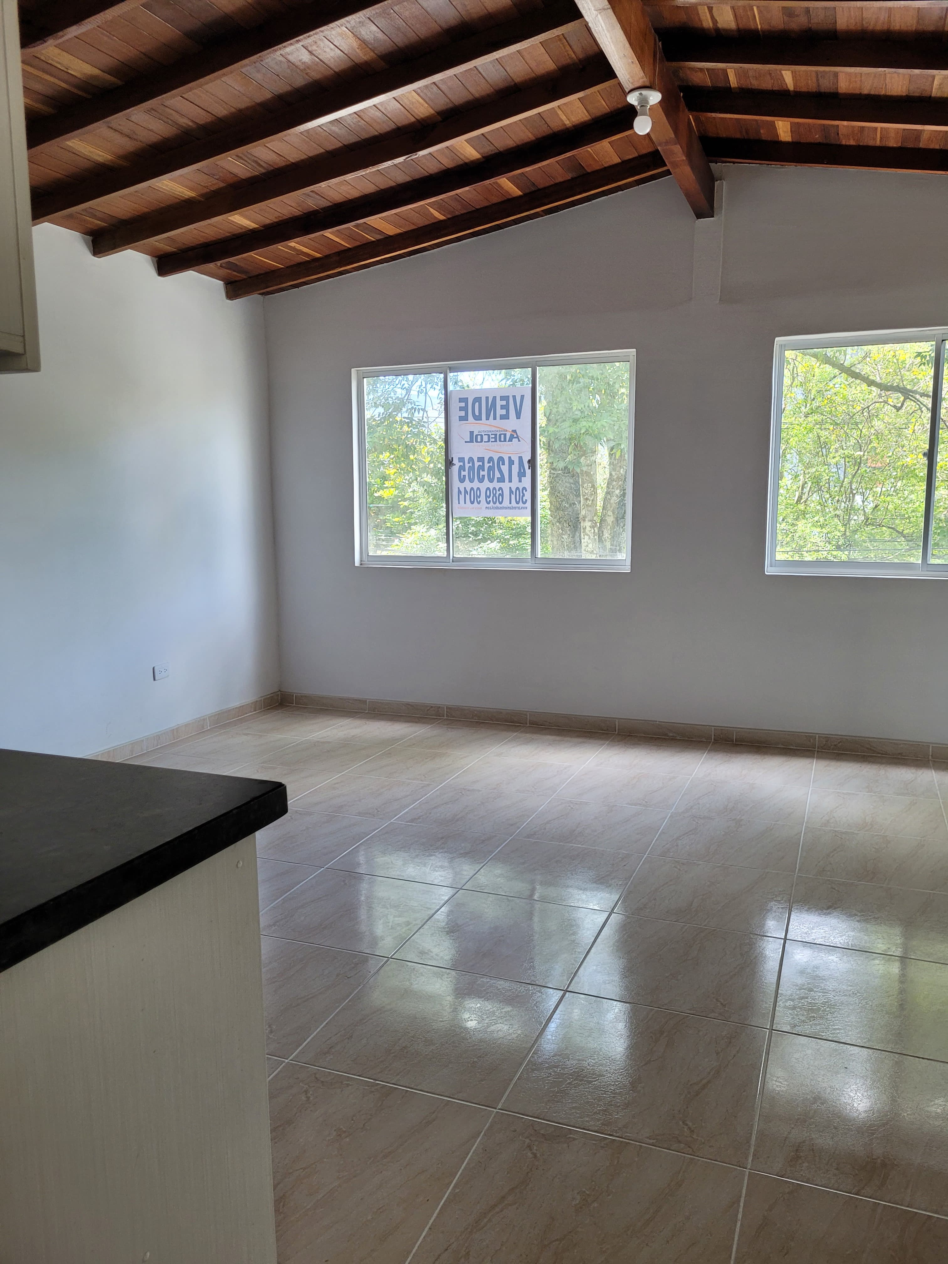 Edificio en venta en La Castellana, Medellín, 240 m² · foto 20 de 24