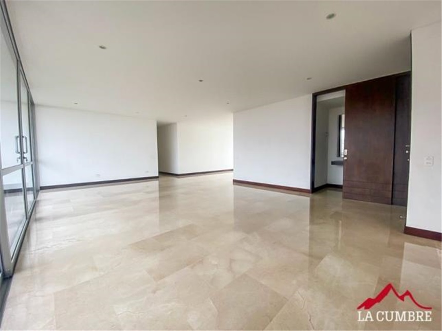 Apartamento en arriendo en El Poblado, Medellín · foto 11 de 15