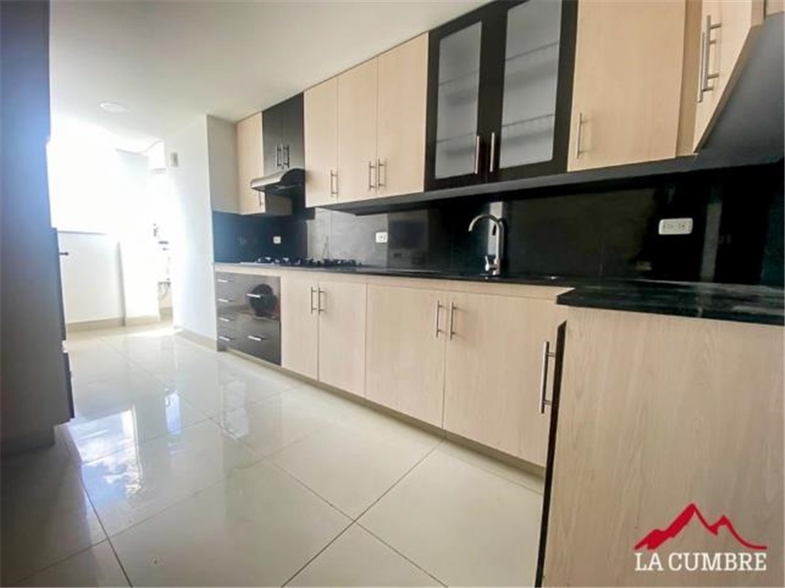 Apartamento en arriendo en El Poblado, Medellín · foto 14 de 15