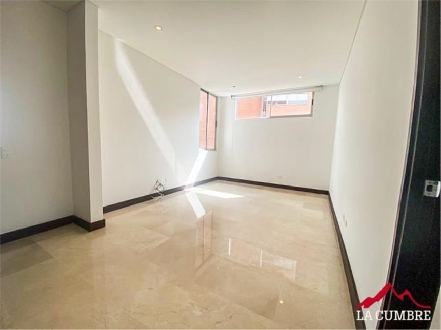 Apartamento en arriendo en El Poblado, Medellín · foto 7 de 15