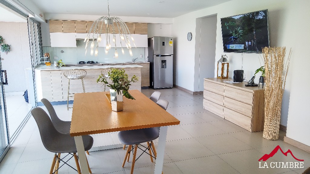 Apartamento de 2 alcobas en arriendo en Castropol, Medellín, 110 m² · foto 6 de 12