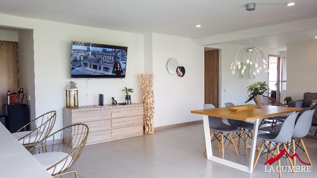 Apartamento de 2 alcobas en arriendo en Castropol, Medellín, 110 m² · foto 7 de 12