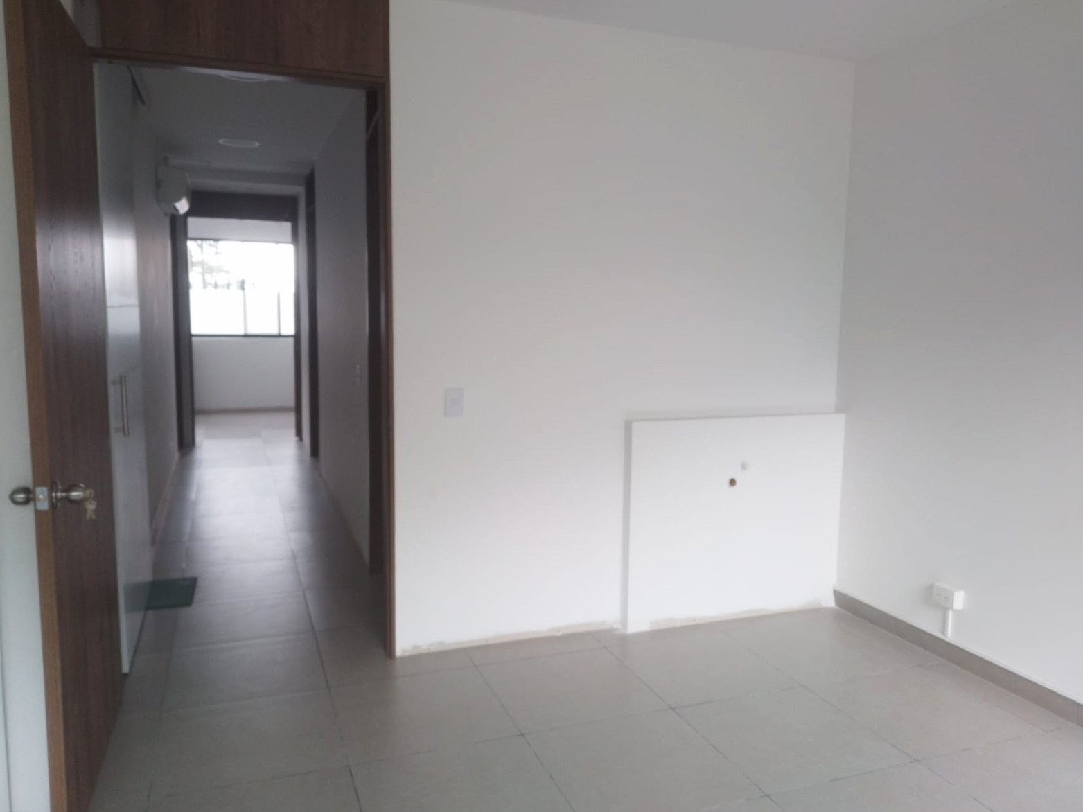 Consultorio en arriendo en Transversal Inferior, Medellín, 92 m² · foto 4 de 14