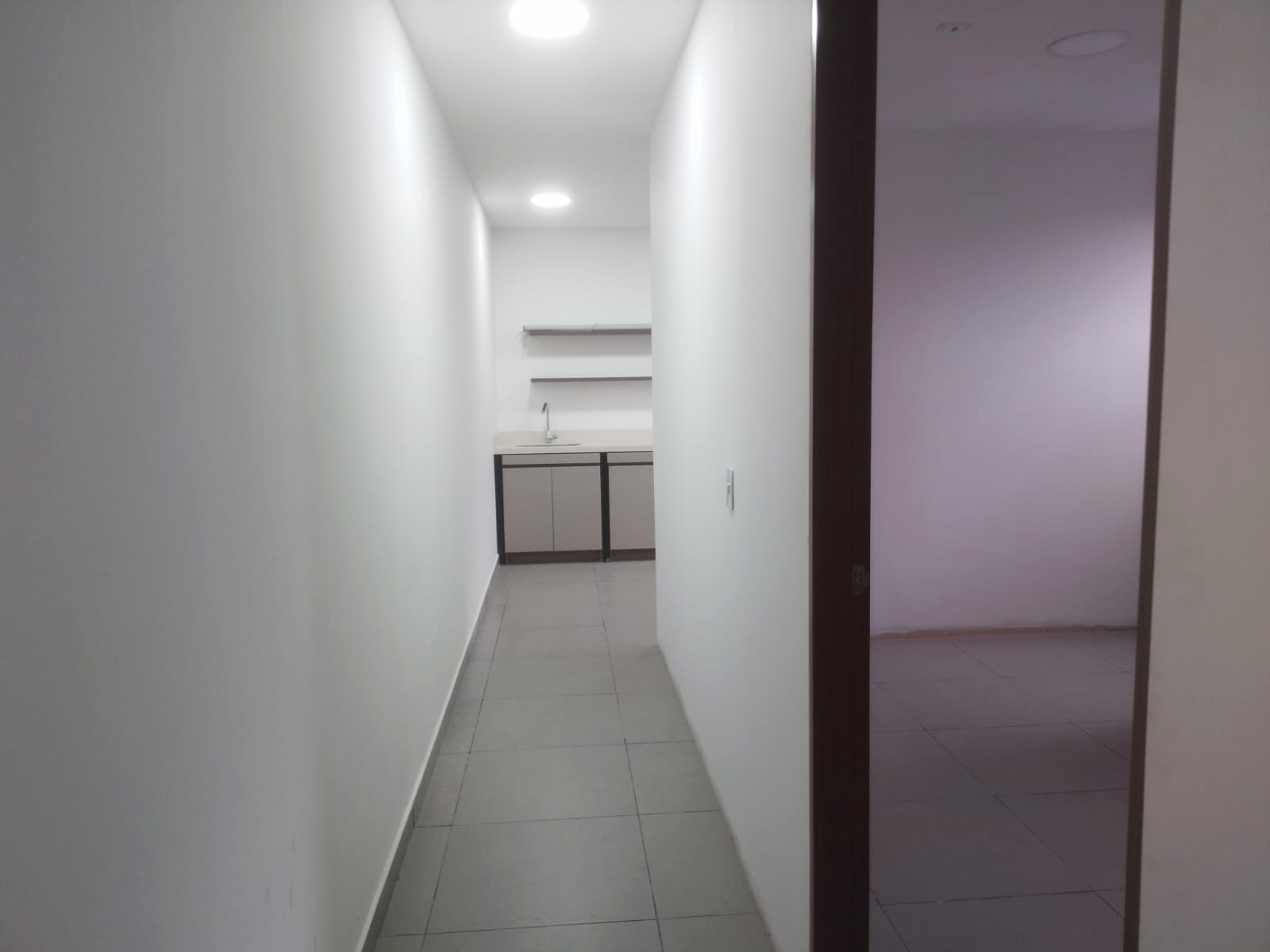 Consultorio en arriendo en Transversal Inferior, Medellín, 92 m² · foto 5 de 14