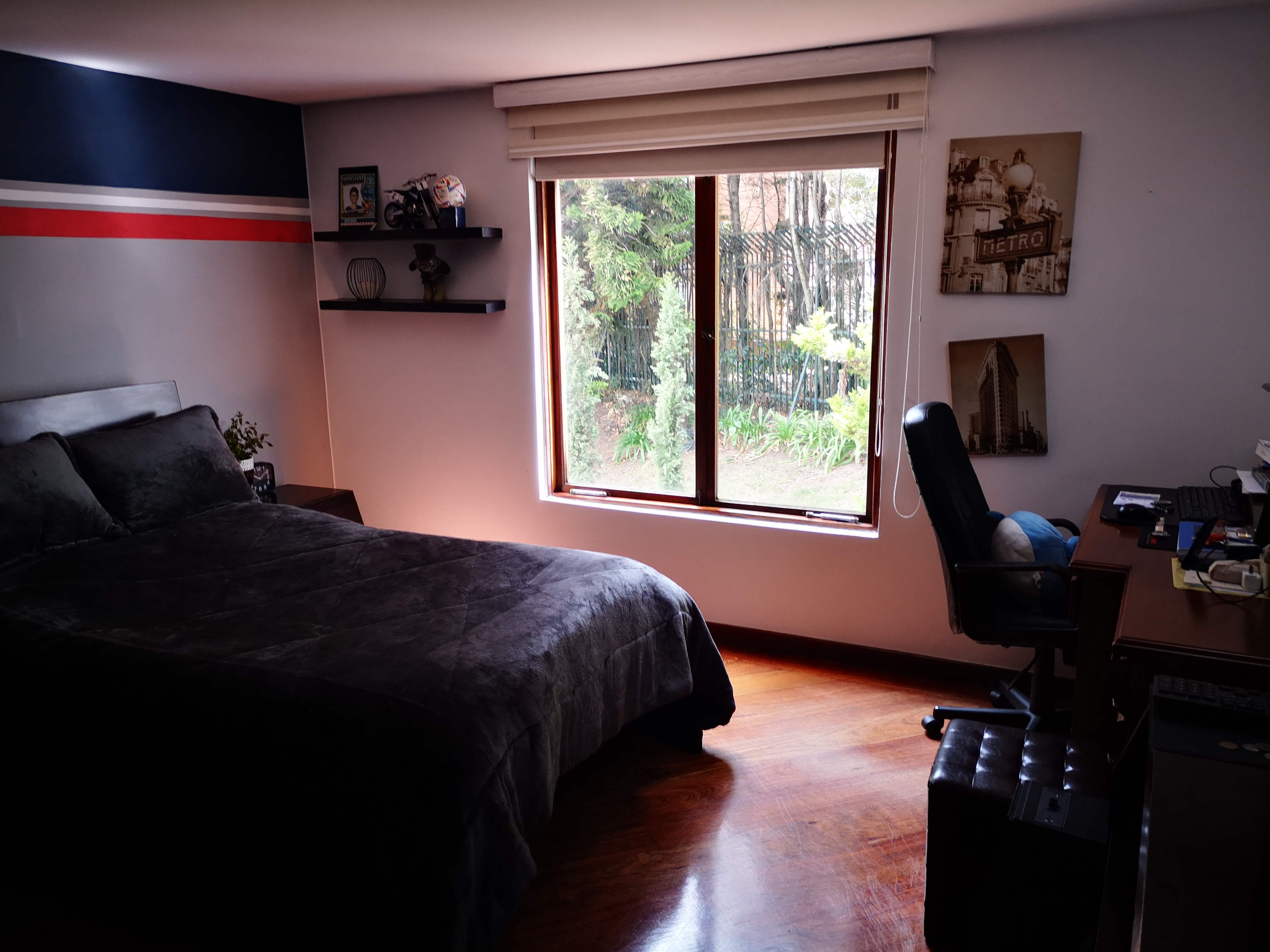 Apartamento de 3 alcobas en venta en Lindaraja, Bogotá, 165 m² · foto 13 de 24