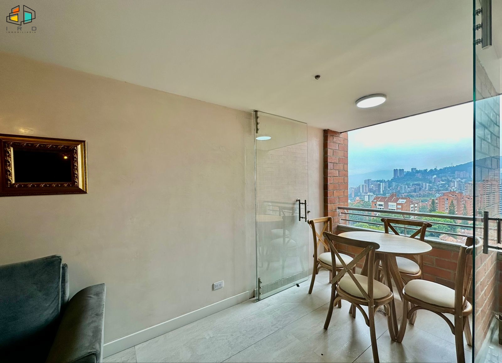 Apartamento de 2 alcobas en arriendo en La Visitación, Medellín, 74 m² · foto 7 de 24