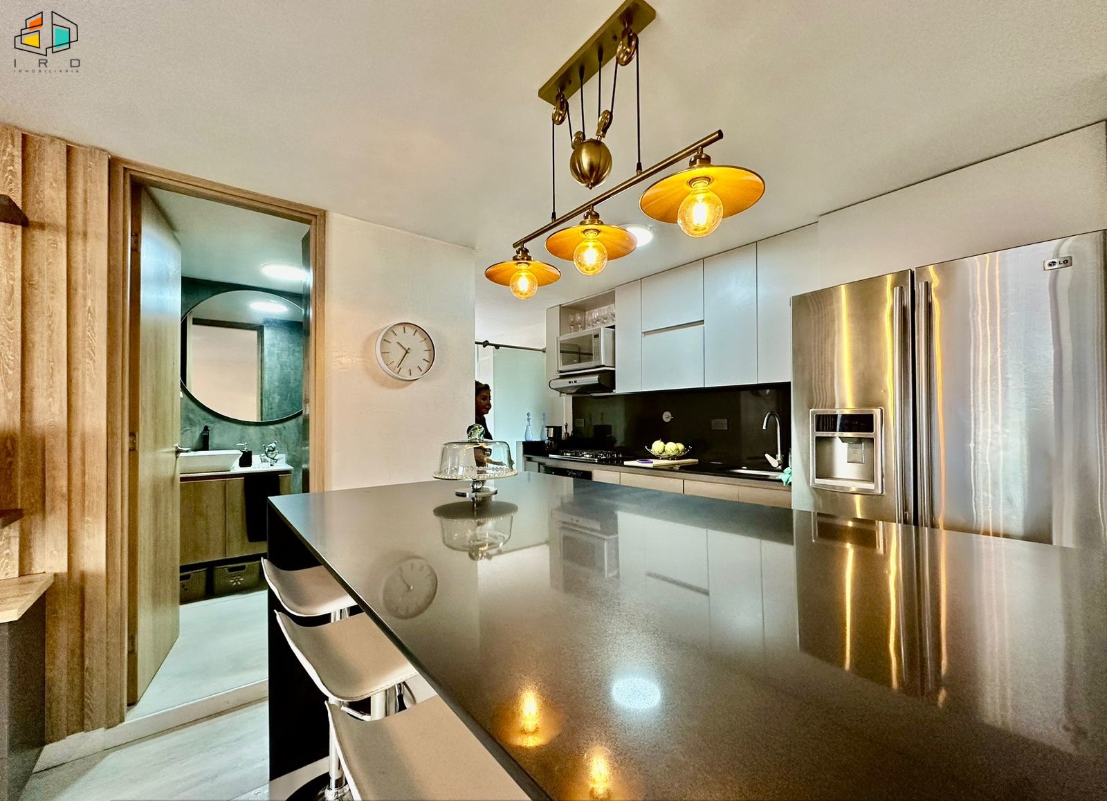 Apartamento de 2 alcobas en arriendo en La Visitación, Medellín, 74 m² · foto 8 de 24