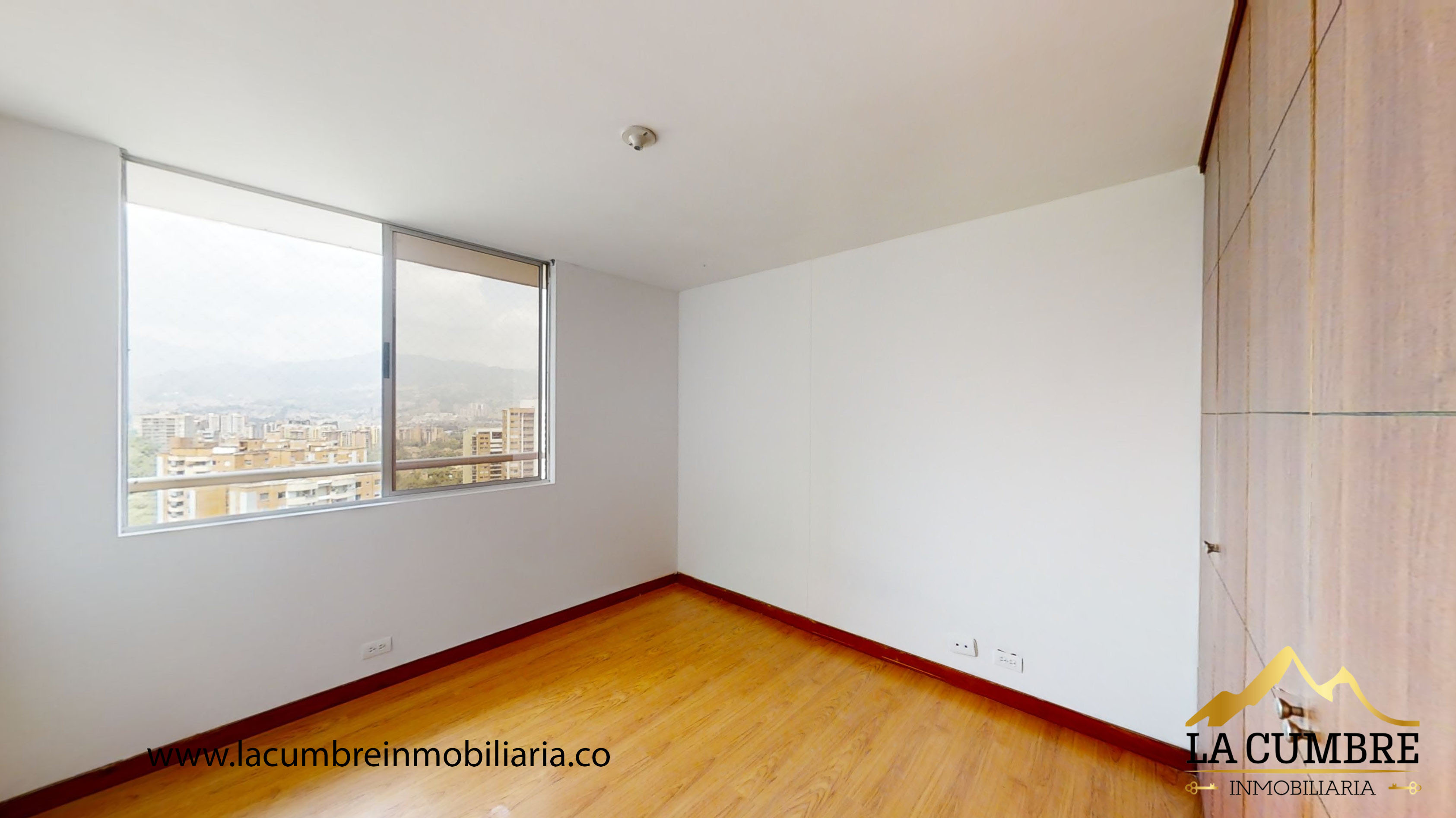 Apartamento en venta en El Poblado, Envigado · foto 4 de 11
