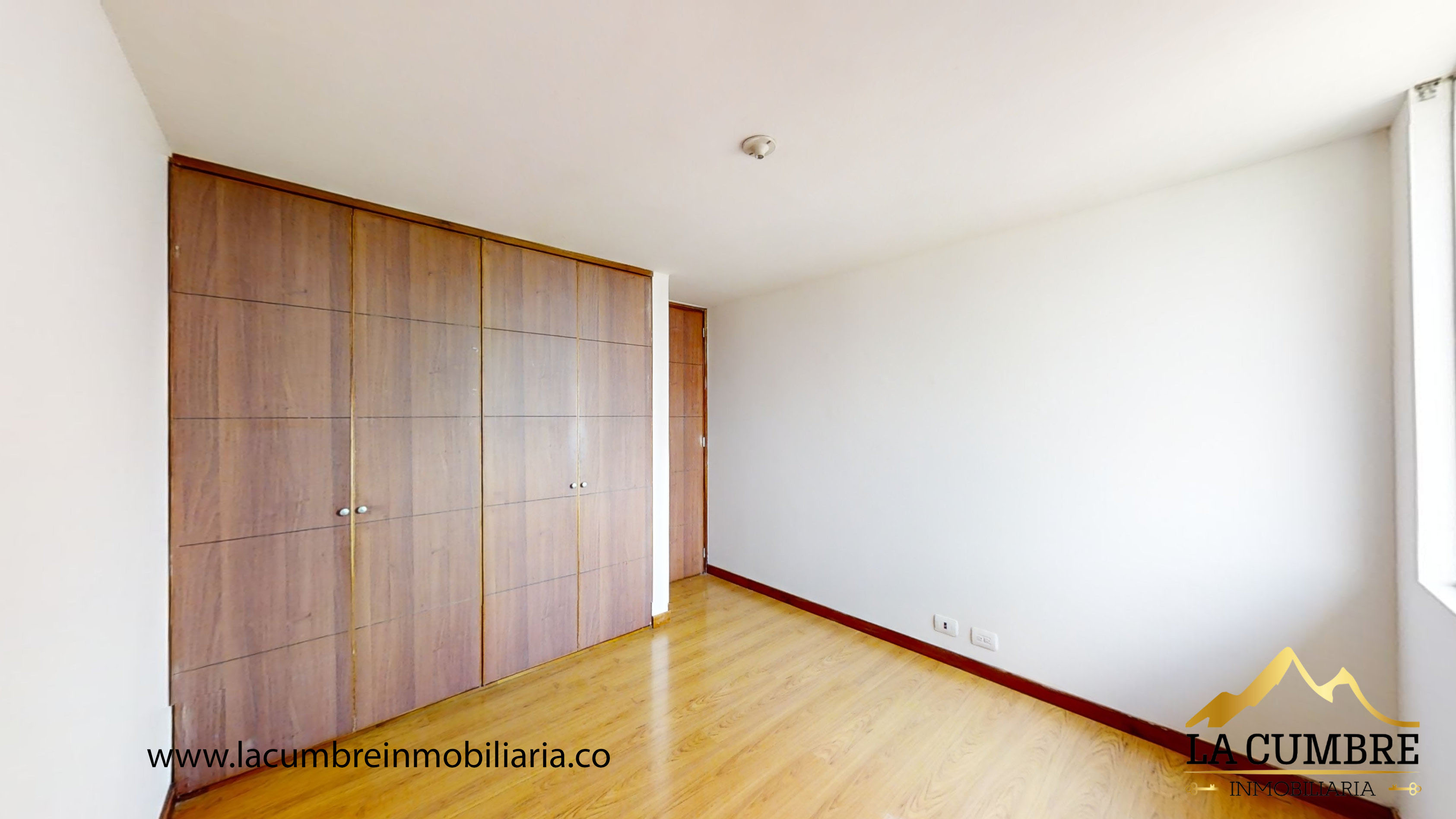 Apartamento en venta en El Poblado, Envigado · foto 5 de 11